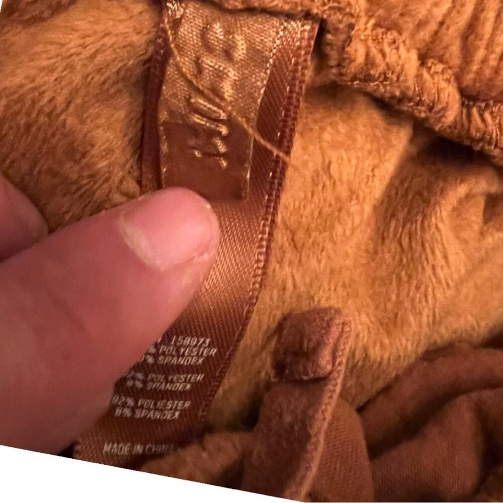 Skims Velour Joggers in Copper 2XL - Picture 7 of 8